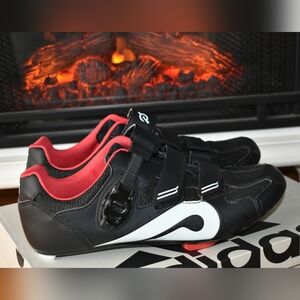 Peloton Men Black and Red Cycling Shoes Sz 46